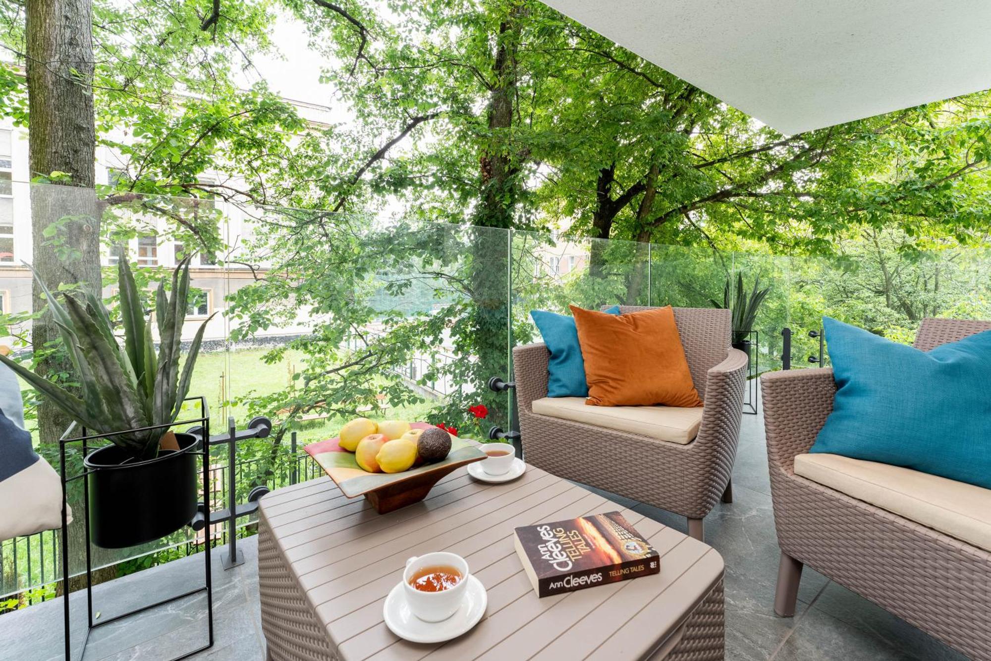 Apartment Old Town Krowoderska With Free Underground Garage クラクフ エクステリア 写真