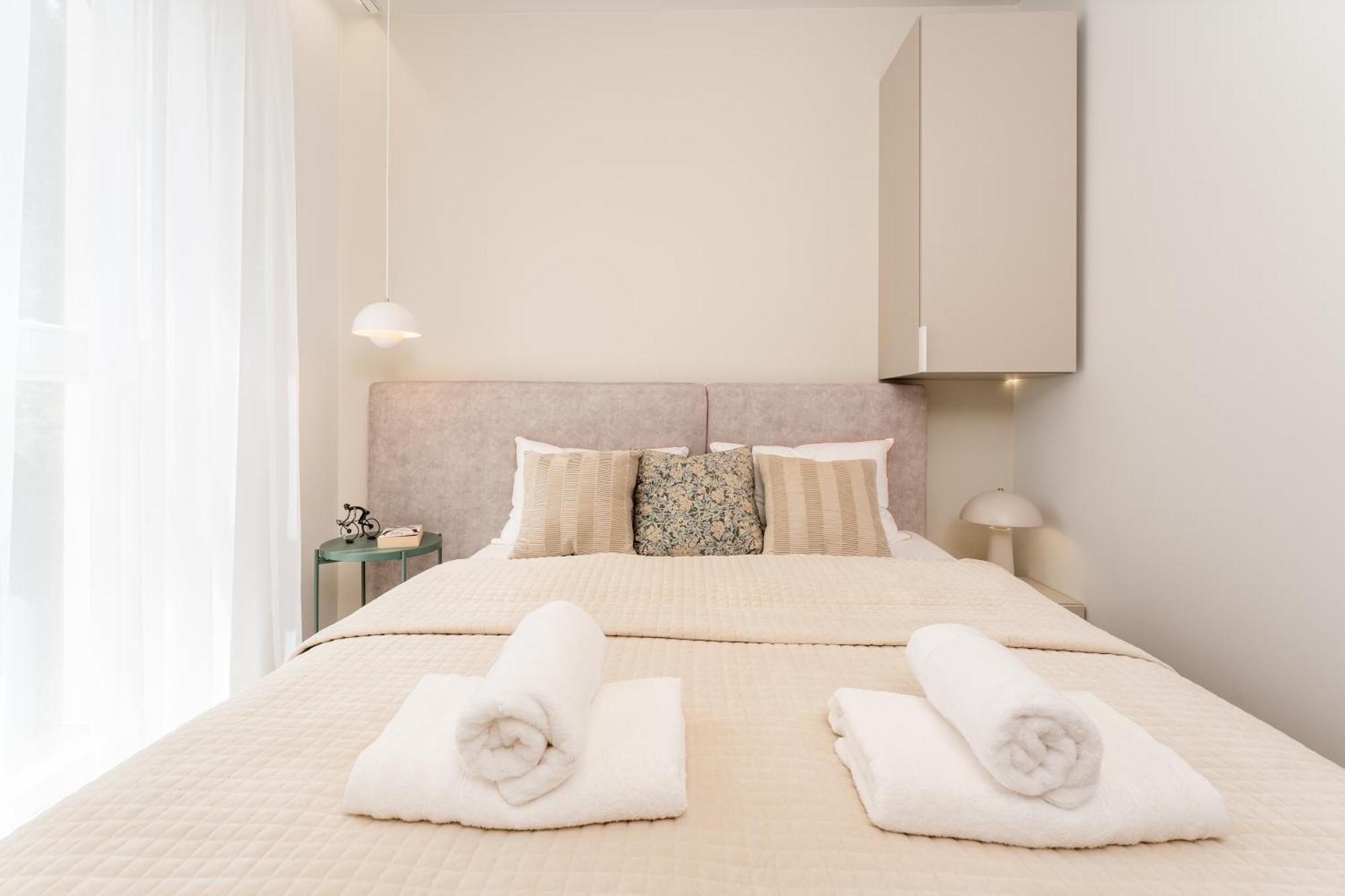 Apartment Old Town Krowoderska With Free Underground Garage クラクフ エクステリア 写真