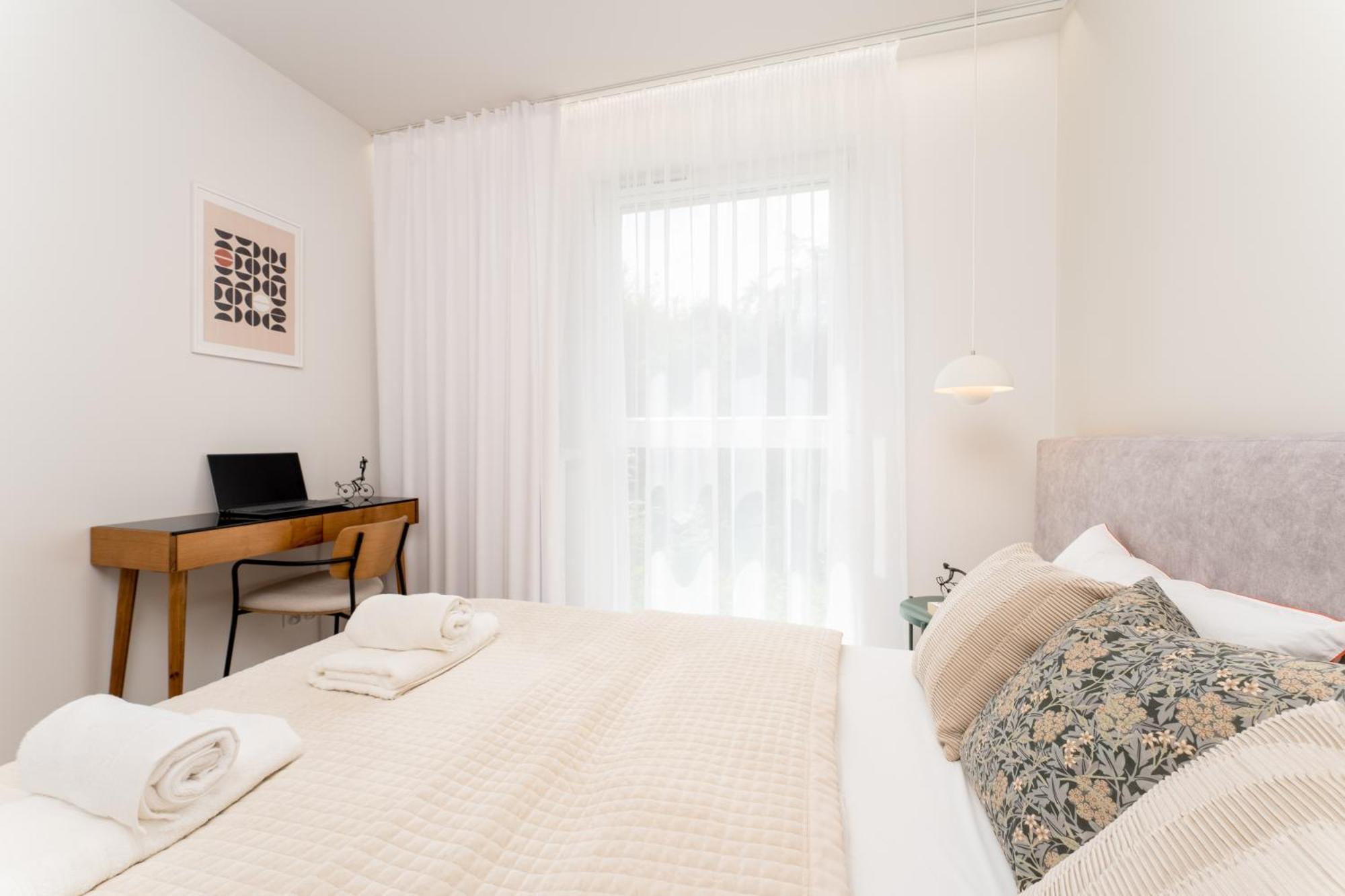Apartment Old Town Krowoderska With Free Underground Garage クラクフ エクステリア 写真