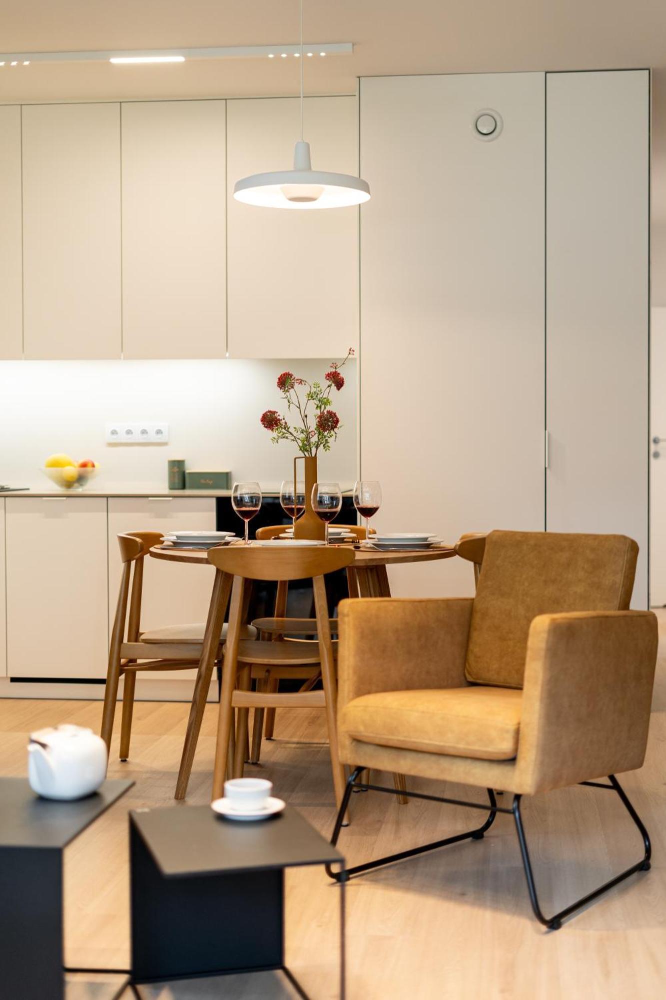 Apartment Old Town Krowoderska With Free Underground Garage クラクフ エクステリア 写真